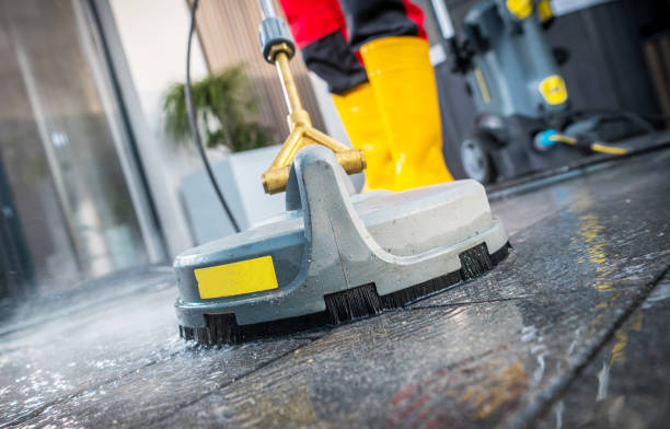Best Garage Pressure Washing  in East Northport, NY